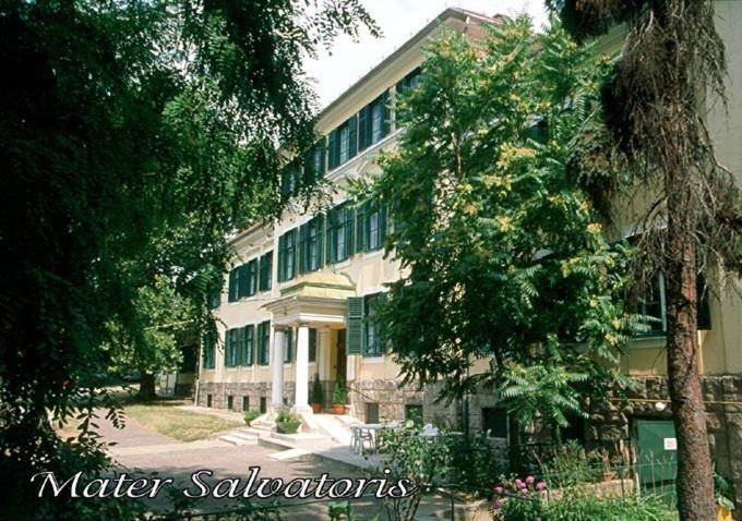 Mater Salvatoris House Ξενοδοχείο Gödöllő Εξωτερικό φωτογραφία