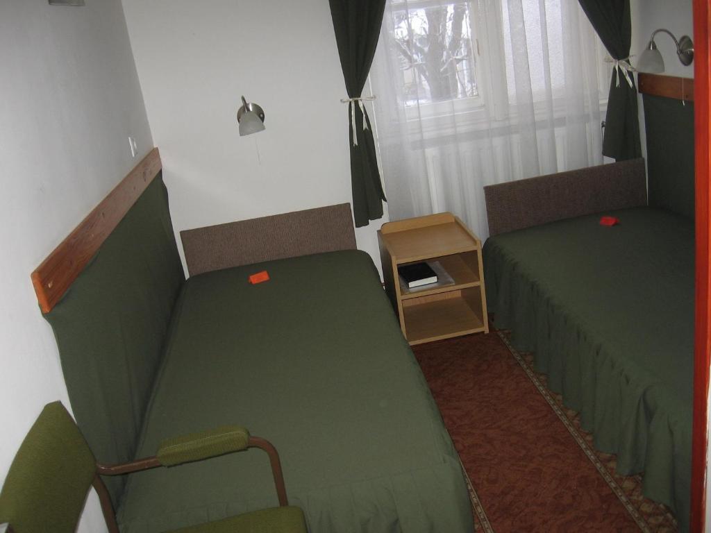 Mater Salvatoris House Ξενοδοχείο Gödöllő Δωμάτιο φωτογραφία