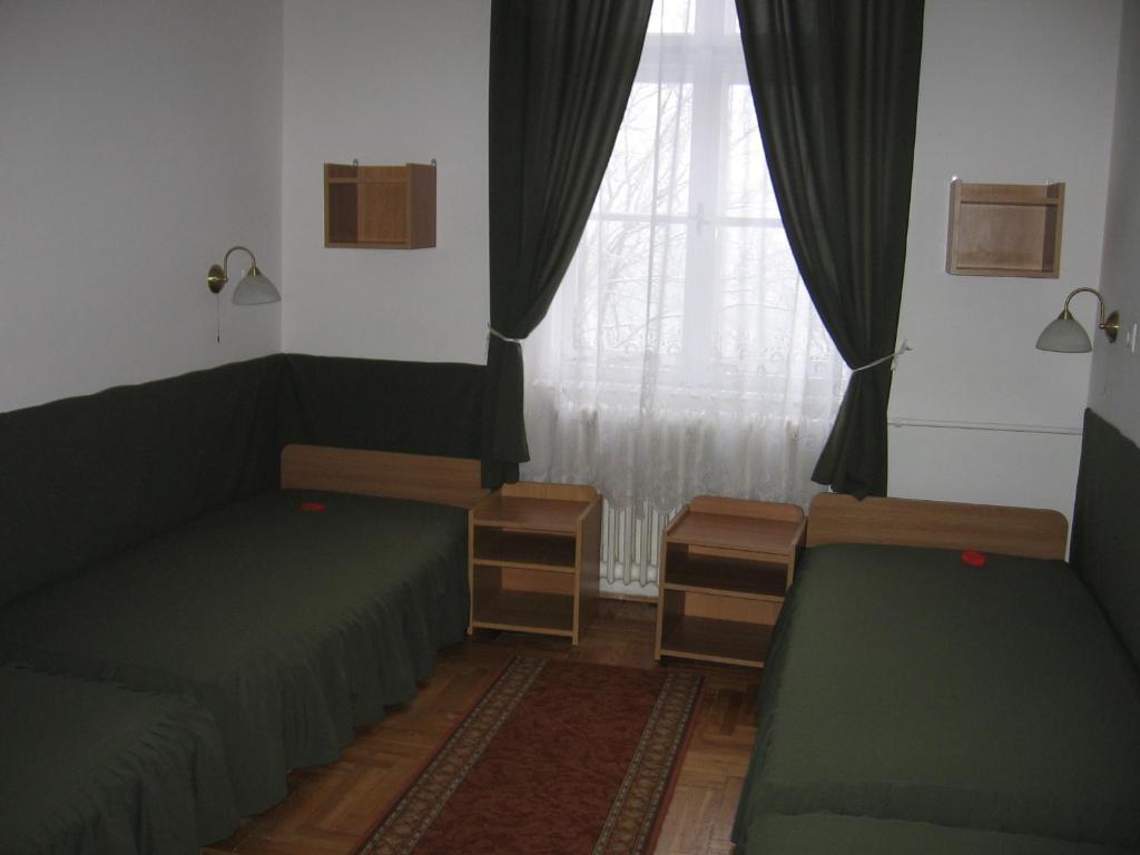Mater Salvatoris House Ξενοδοχείο Gödöllő Δωμάτιο φωτογραφία