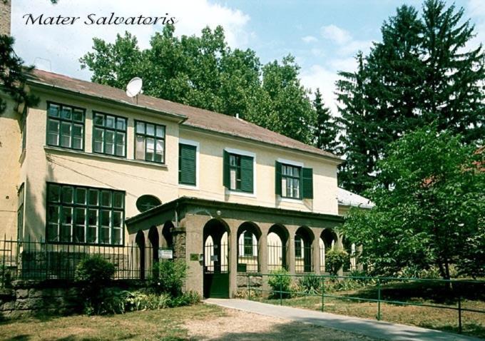Mater Salvatoris House Ξενοδοχείο Gödöllő Εξωτερικό φωτογραφία