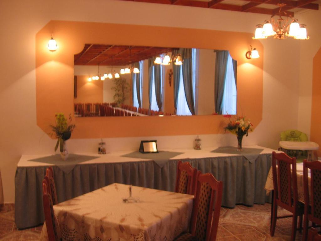 Mater Salvatoris House Ξενοδοχείο Gödöllő Εξωτερικό φωτογραφία